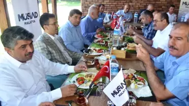 Müsiad'dan Geleneksel Bayramlaşma Kahvaltısı