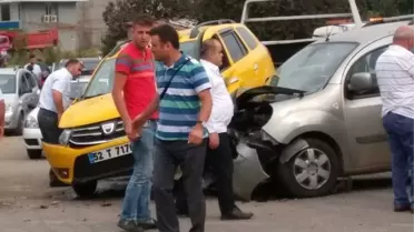 Ordu'da Trafik Kazaları: 4 Yaralı