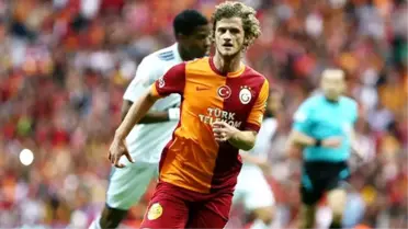 Galatasaraylı Berk İsmail Ünsal'ın Dirseği Çıktı