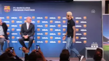 Neymar, Barcelona'da Mutlu