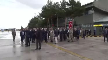 Başbakan Yıldırım, Tendürek Dağı'nda Şehit Olan 2 Askerin Cenaze Törenine Katıldı