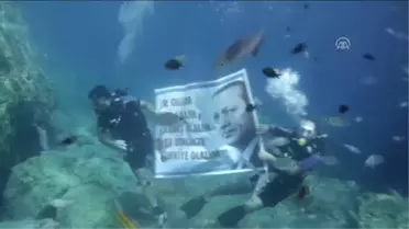 Dalgıçlardan Cumhurbaşkanı Erdoğan'a Su Altından Destek - Osmaniye