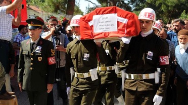 Şehit Uzman Çavuş Akatay'ı 5 Bin Kişi Uğruladı