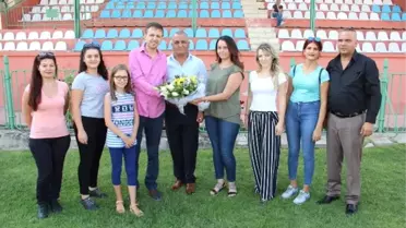 Troydem Ailesinden Edirnespor'a Baklavalı Destek