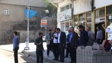 Bitlis Belediyesi Cadde Yenileme Çalışmalarını Sürdürüyor