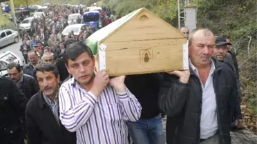 Kaçak Madenler Onlarca İşçiye Mezar Oldu