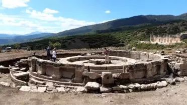 Kibyra Antik Kenti'nde 2 Bin Yıllık Çeşme Bulundu