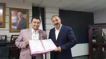 724 Konutun Oturma İzin Belgeleri Teslim Edildi