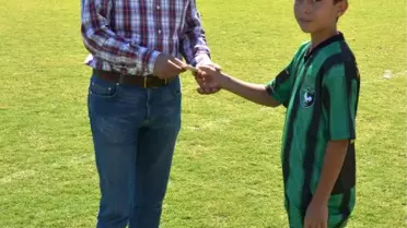 Denizlispor'un 10 Yaşındaki Taraftarı Bayram Harçlığını Bağışladı