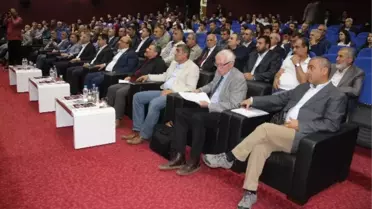 Elazığ'da 'Eskinin İzinde Yukarı Fırat Havzası Paneli' Düzenlendi