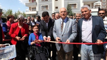Ragıp Tüzün Parkı'na Coşkulu Açılış