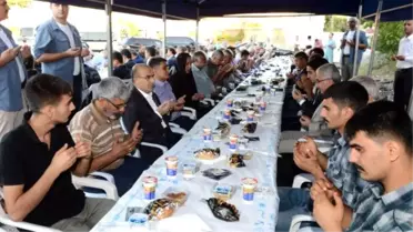 Vali Demirtaş, Şehit Ailelerini Ziyaret Etti
