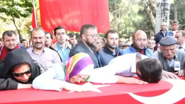 Afyonkarahisar Şehidini Uğurladı