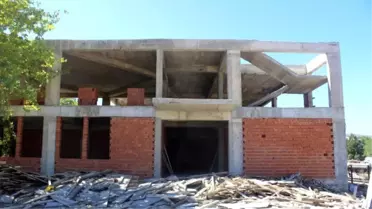 Belediye ek hizmet binasının temelleri atıldı.