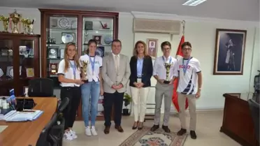 Yelkende İzmir Zirvede