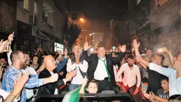 Down Sendromlu Gence Görülmemiş Doğum Günü Kutlaması