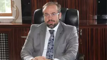 Taburede Namaz Kılmak Caiz Değil
