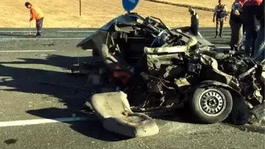 Kayseri'de Kaza: 1 Ölü, 2 Yaralı