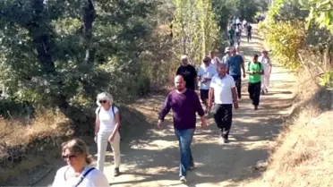 Sanatçı Tuncel Kurtiz 'Doğa Yürüyüşü' ile Anıldı