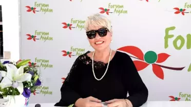 Şatana; 'Topuklu Efe, Çağdaş Türk Kadınının En Değerli Örneklerinden Biridir'