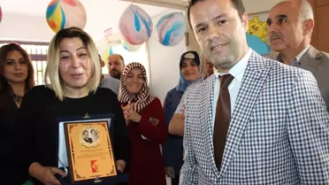 Vefat Eden Anne ve Babası Adına Anasınıfını Yeniledi