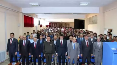 Gediz Meslek Yüksekokulu'nda '15 Temmuz Milli İrade Destanı' Konulu Fotoğraf Sergisi Düzenlendi
