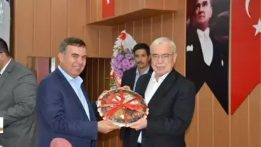 Büyükşehir Belediyesinden Siyer Dersleri