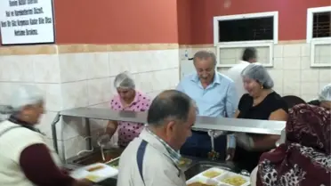 Didim Cemevinde Muharrem Ayı Yemeği