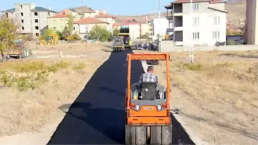 Asfaltlama Çalışmaları Reşadiye Mahallesinde Tüm Hızıyla Devam Ediyor
