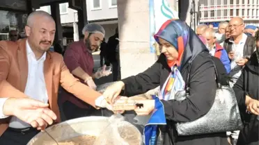 Semerkand Balıkesir Şubesi 20 Bin Kişilik Aşure Dağıttı