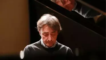 Bavouzet, İstanbul Resitallerinde Konser Verdi