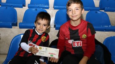 Eskişehir Basket'ten Taraftara 500 Bilet