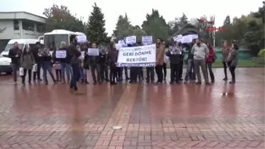 Trabzon Ktü?de Öğrencilerden Beştepe'de Akademik Yıl Açılışına Katılan Rektöre Tepki Eylemi