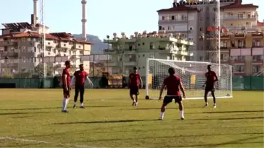 Aytemiz Alanyaspor Bursaspor'a Hazırlanıyor