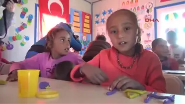 Eskişehir Göç Okulu Öğrencisi 10 Yaşındaki Azize'ye BM'den Destek
