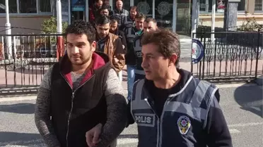 Sahte Oturum Belgesi Düzenleyen 11 Iraklı Gözaltına Alındı