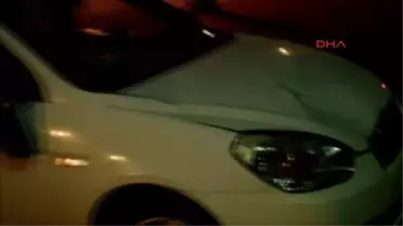 Ankara Otomobil, Kavşakta Anne Ile Oğluna Çarptı: 2 Yaralı