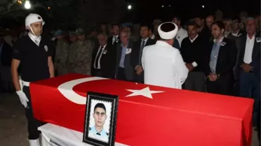 Diyarbakırlı Şehit, Kürtçe Ağıtlarla Toprağa Verildi