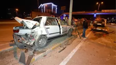 Karabük'te İki Otomobilin Çarptığı Yaşlı Kadın Öldü 5 Kişi Yaralandı