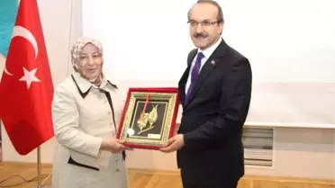 Hkü Doğu-Batı Ayrımı Gözetmeden Seminerlerini Sürdürüyor