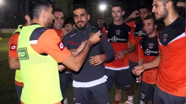 Adanasporlu Tevfik Altındağ'a Doğum Günü Süprizi