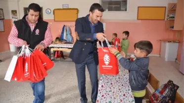 Başkan Kılıç'dan Öğrencilere Kırtasiye Yardımı