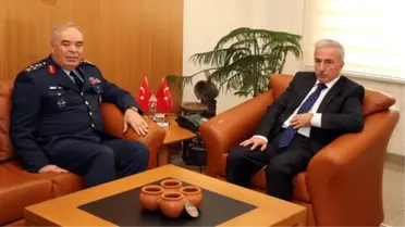 Orgeneral Ünal: Toprağa Gömülü Uçaklar Konusu Asparagas