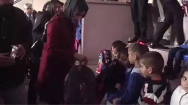 Türk Kızılayı'ndan Öğrencilere Kırtasiye Seti