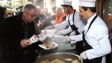 Bin 200 Kişiye Cumhuriyet Pilavı İkramı