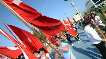 Kemalpaşa'da Cumhuriyet Coşkusu