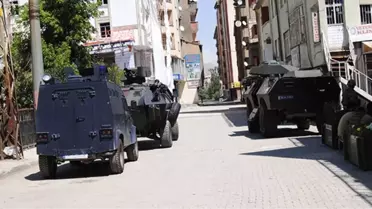 Yüksekova'da Sokağa Çıkma Yasağı