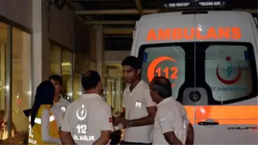 Trafik Kazası Geçiren Yaralı, Sağlık Ekiplerine Saldırdı