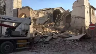 İtalya'nın Merkezinde 6.5 Şiddetinde Deprem