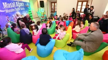 Başkan Aydın, Miniklerle, Masal Ağacı Programına Konuk Oldu